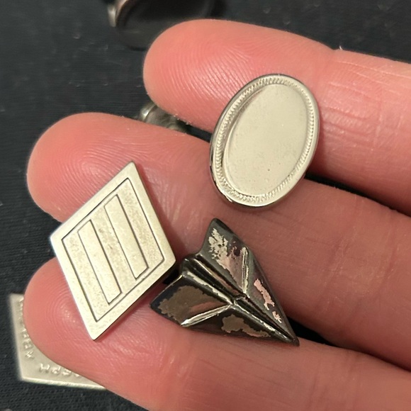 Joseph Abboud Other - Lot 3 pair cuff links Joseph Abboud, paper planes, engraveable ovals cuff Links
